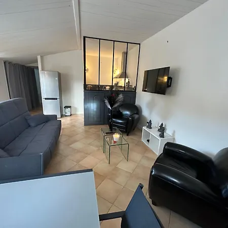 Holiday home Le Nid D'ars - Yourhosthelper
